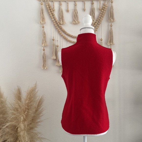 Coldwater Creek red wool vest ruffle detail Christmas holiday winter layer small - Picture 14 of 16